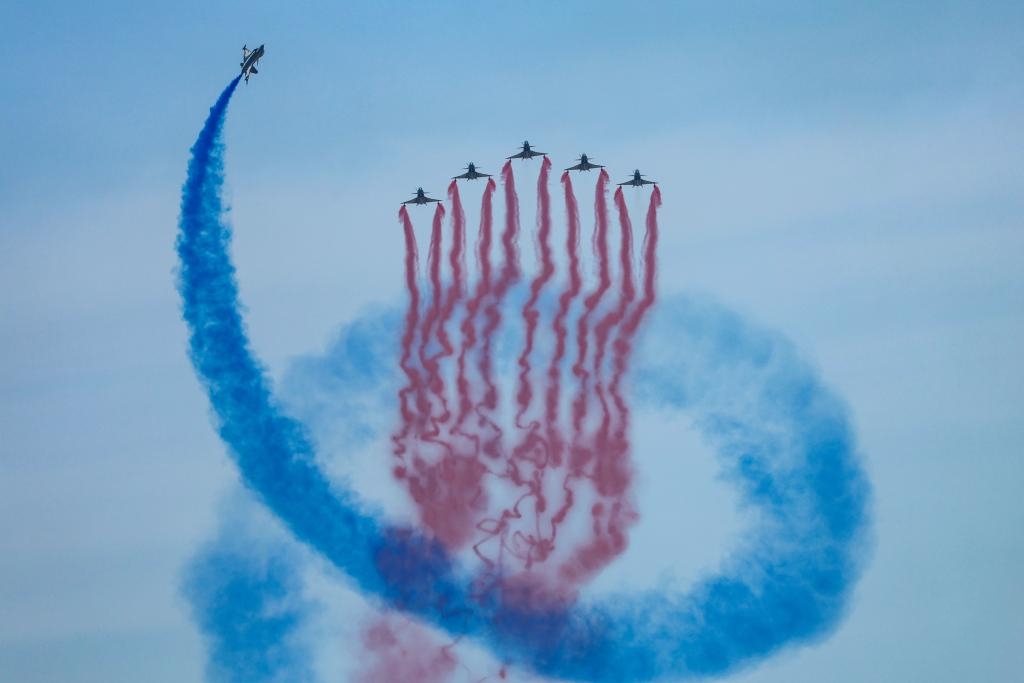 Aȫý+ح׷(mng) Ƅδ(li)(xi)ڿ܊_(ki)Ż(dng)L(zhng)չ]Ļ֮H