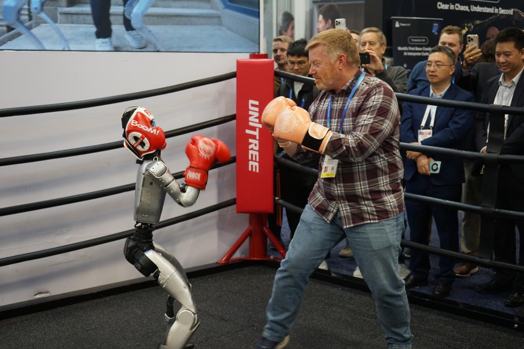 �˹����ܴ�׃�� ����E�����L(f��ng)������2026������ȫ��AI�a(ch��n)�I(y��)�ӑB(t��i)